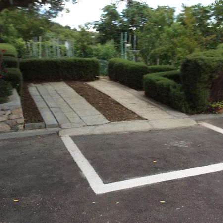 Apartment Olive Jovici  Екстер'єр фото