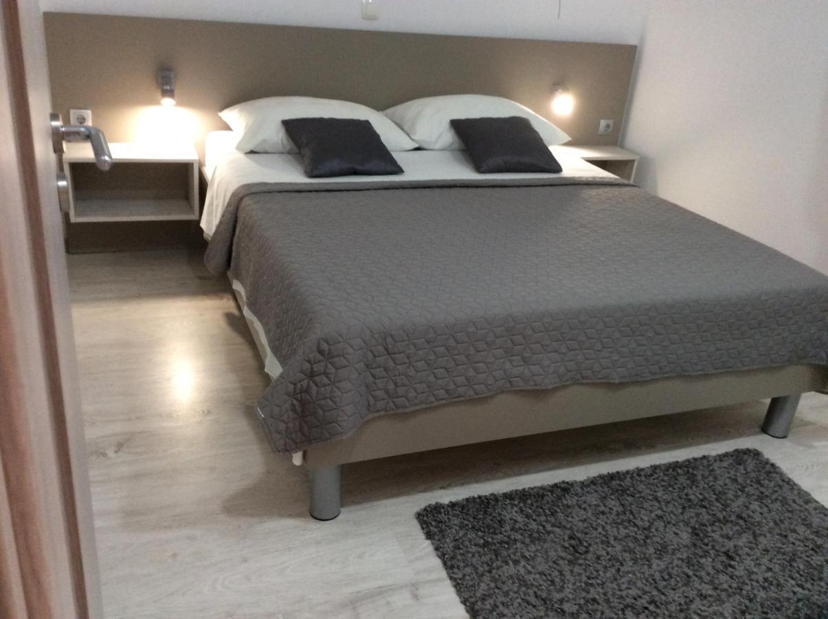 Apartment Olive Jovici  Екстер'єр фото