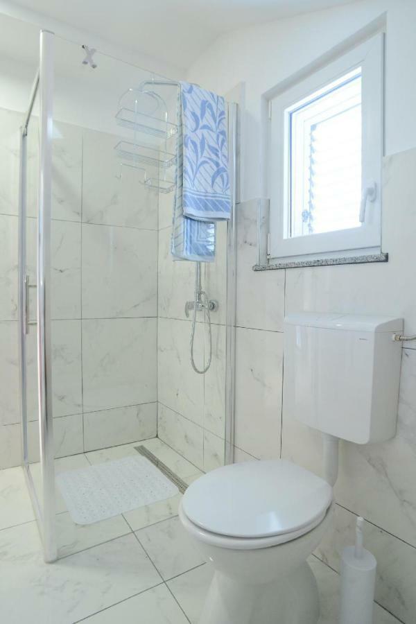 Apartment Olive Jovici  Екстер'єр фото